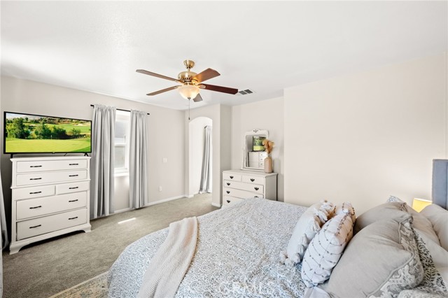 27620 Desert Gold Court, Murrieta CA: https://media.crmls.org/medias/be976763-2cad-44a1-b73b-116ac3c890c9.jpg