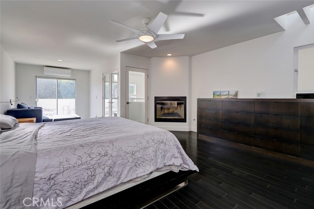 636 27th Street, Manhattan Beach, California 90266, 4 Bedrooms Bedrooms, ,3 BathroomsBathrooms,Residential,Sold,27th,SB21265016