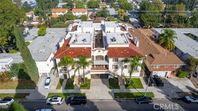 Detail Gallery Image 8 of 21 For 17115 Chatsworth St, Granada Hills,  CA 91344 - – Beds | – Baths