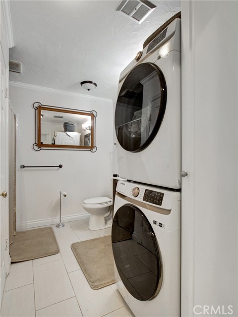 Detail Gallery Image 13 of 29 For 6587 E via Fresco, Anaheim Hills,  CA 92807 - 3 Beds | 3 Baths