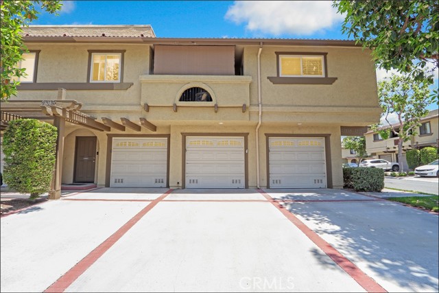 21312 Tupelo Lane, Lake Forest CA: https://media.crmls.org/medias/be9ab803-db9e-4359-9cf0-2f5615e1c4e6.jpg