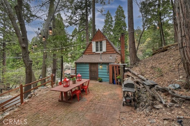 Detail Gallery Image 3 of 39 For 770 Cottage Grove, Lake Arrowhead,  CA 92352 - 3 Beds | 2 Baths