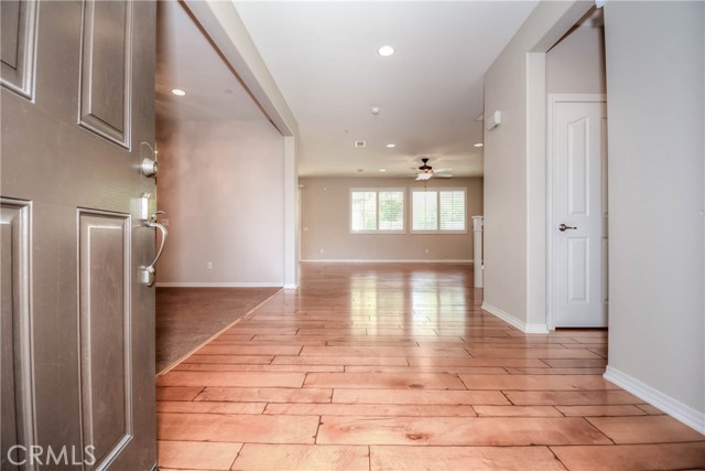 38119 Spring Canyon Drive, Murrieta CA: https://media.crmls.org/medias/be9bd9e9-18d1-4574-a5a6-11f6d287c1d5.jpg
