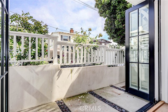 Outdoor patio off Beach Room