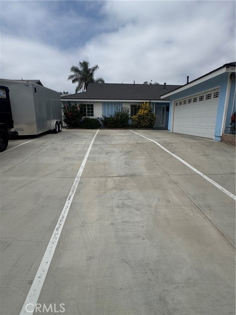 27245 Langside Avenue, Canyon Country CA: https://media.crmls.org/medias/be9c0139-31e1-4f01-a5da-f8b0ea110c74.jpg