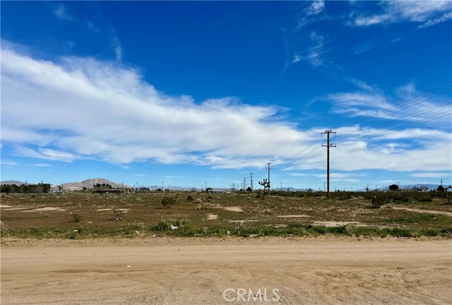 Detail Gallery Image 6 of 8 For 11006 Cortez Ave, Adelanto,  CA 92301 - 4 Beds | 2 Baths