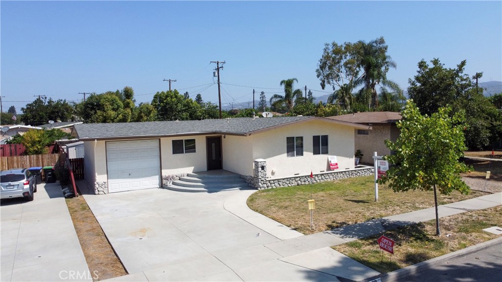 9929 Mina Avenue