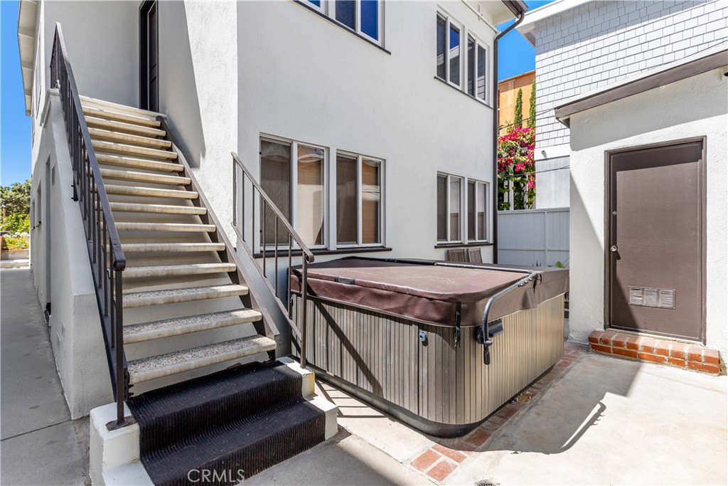 69 18th Street