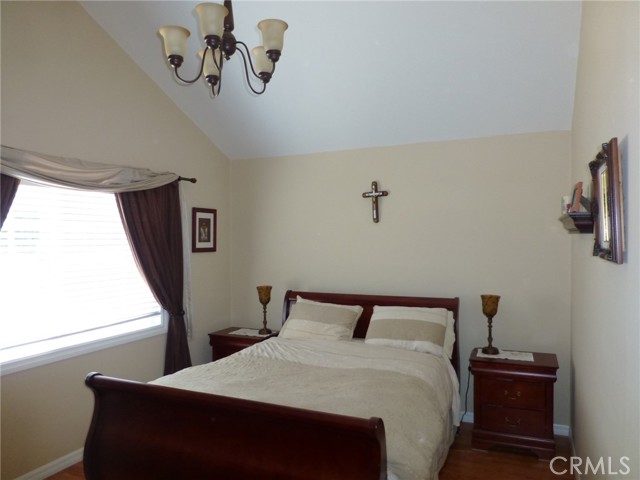 241 Paseo De Granada, Redondo Beach CA: https://media.crmls.org/medias/be9f3d8f-8e70-4a82-80eb-8226a33e71cc.jpg