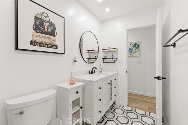 Detail Gallery Image 22 of 28 For 6002 Calvin Cir, Huntington Beach,  CA 92647 - 3 Beds | 2 Baths