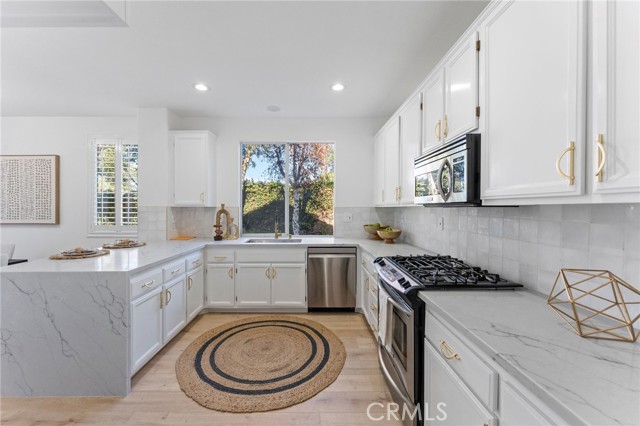 Detail Gallery Image 18 of 49 For 29 Hulsea, Aliso Viejo,  CA 92656 - 3 Beds | 3 Baths