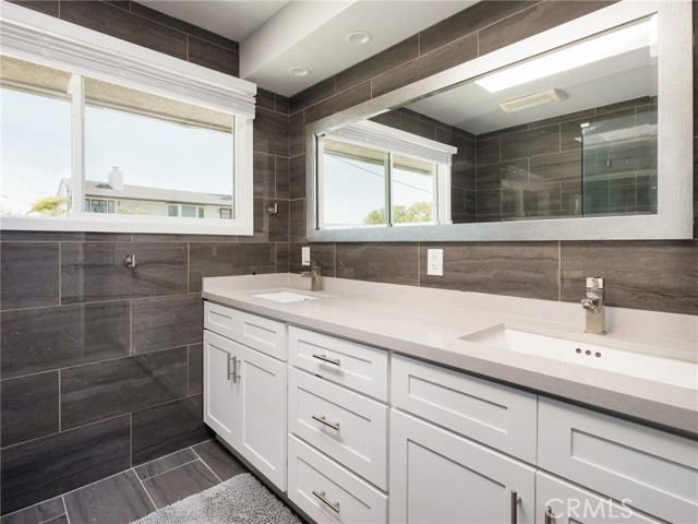 6425 Via De Anzar, Rancho Palos Verdes, California 90275, 3 Bedrooms Bedrooms, ,2 BathroomsBathrooms,Residential,Sold,Via De Anzar,PV22071506