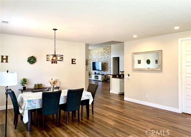 Detail Gallery Image 9 of 41 For 25034 Lost Colt Ct, Menifee,  CA 92584 - 4 Beds | 2 Baths