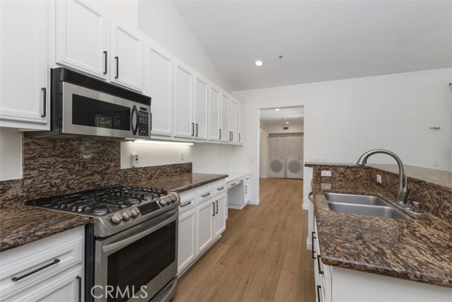 Detail Gallery Image 9 of 36 For 14 Tuberose, Ladera Ranch,  CA 92694 - 2 Beds | 2 Baths