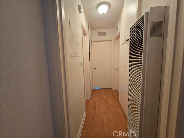 Detail Gallery Image 13 of 23 For 6021 Fountain Park Ln #7,  Woodland Hills,  CA 91367 - 2 Beds | 1 Baths