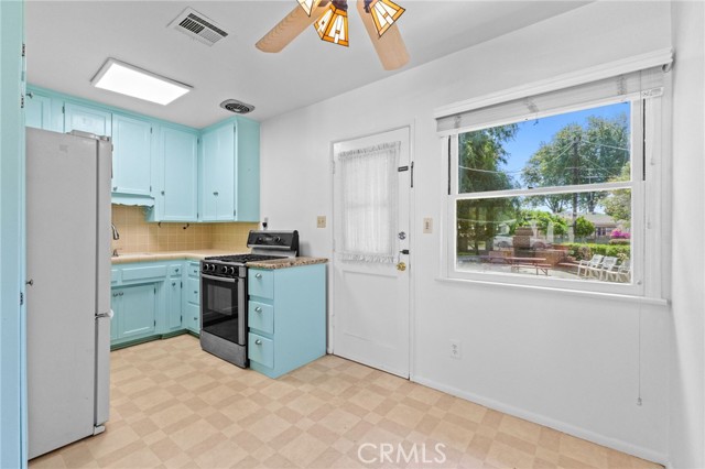 Detail Gallery Image 10 of 45 For 8144 Verbena Dr, Riverside,  CA 92504 - 3 Beds | 1 Baths