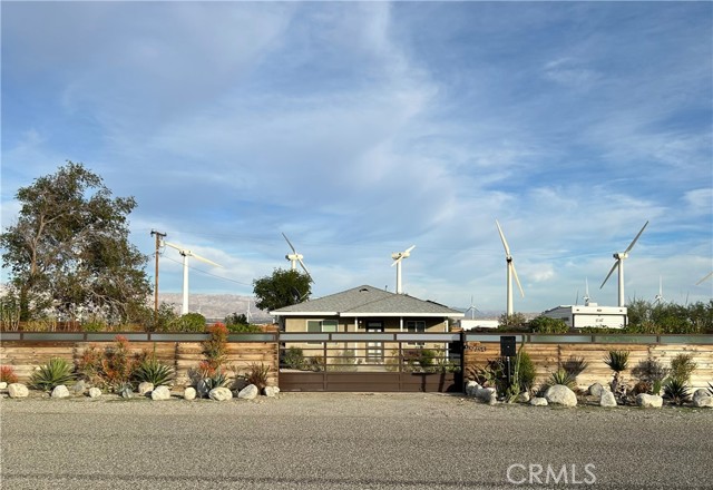 19790 Cooper Road, North Palm Springs CA: https://media.crmls.org/medias/bea13eeb-77b3-4c57-af28-974076e53f0f.jpg