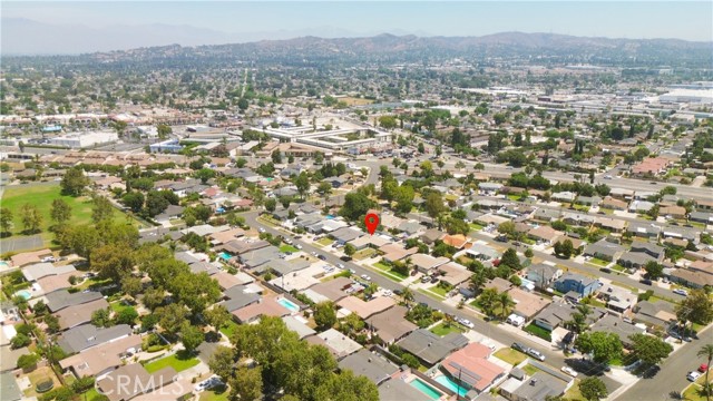8326 Sanger Avenue, Whittier CA: https://media.crmls.org/medias/bea1ad10-4213-4697-ba46-3ab9597dc726.jpg