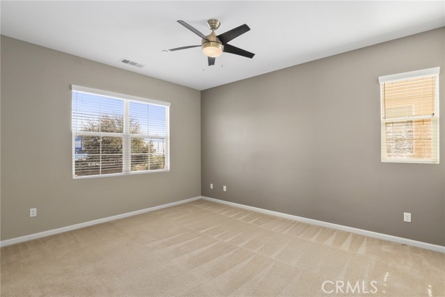 Detail Gallery Image 14 of 36 For 21710 Bene Dr, Saugus,  CA 91350 - 3 Beds | 2/1 Baths