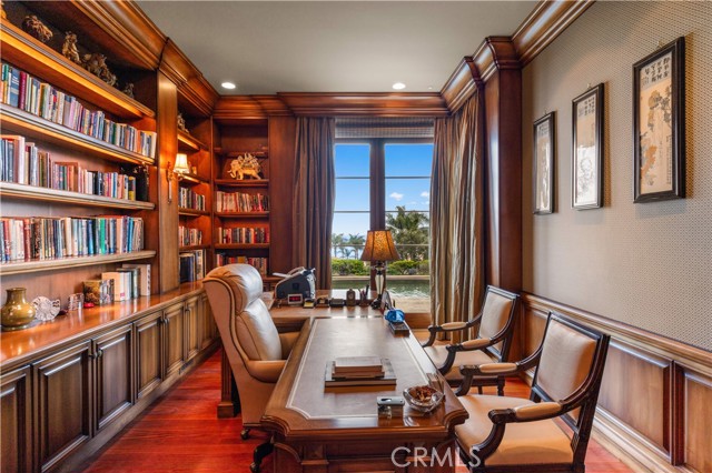 64 Laurel Drive, Rancho Palos Verdes CA: https://media.crmls.org/medias/bea24f12-24f1-41f4-9792-913998c1e03e.jpg