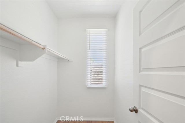 221 Aurora Lane, Pomona CA: https://media.crmls.org/medias/bea2ee82-0ec0-4c8a-a4b9-a08b2b129c6e.jpg