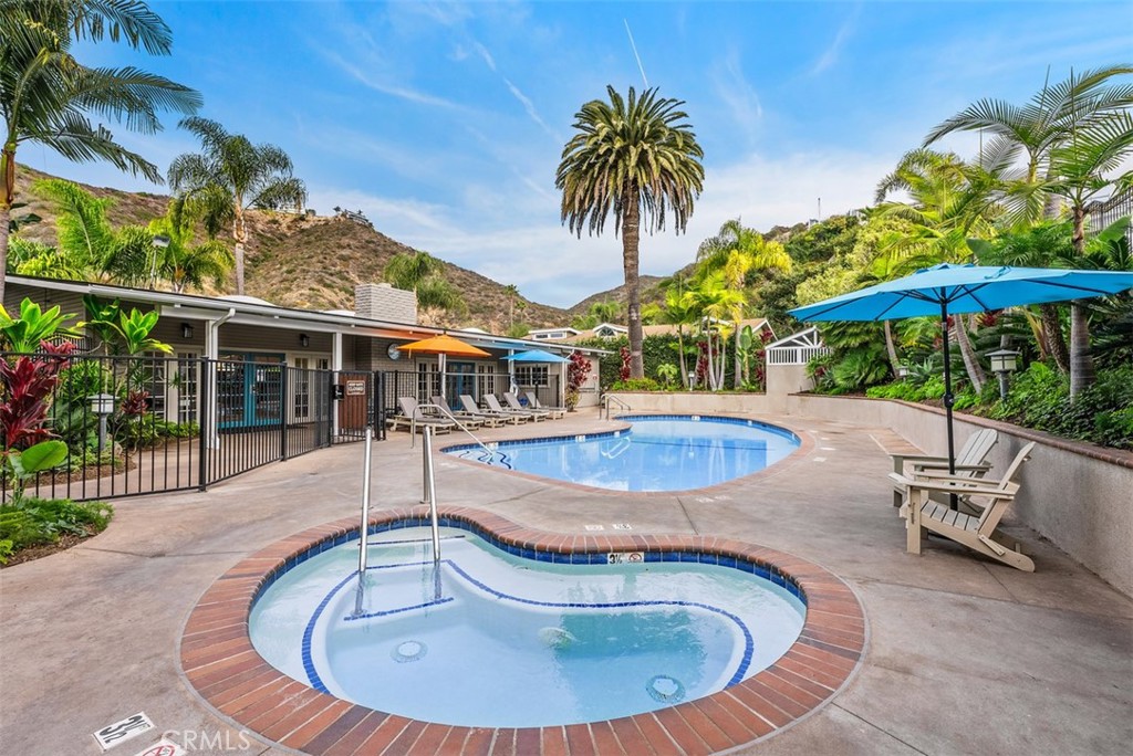 MLS #OC25252846 image #32