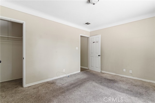 Detail Gallery Image 30 of 45 For 15000 Hamlin St, Van Nuys,  CA 91411 - 5 Beds | 3 Baths