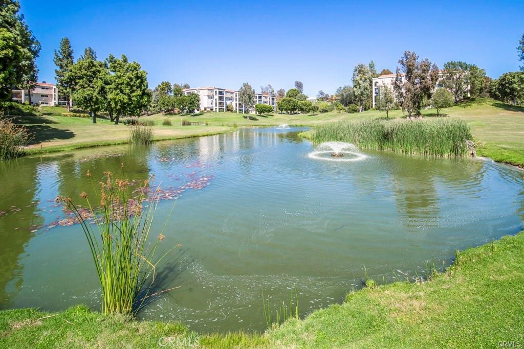 5515 Paseo Del Lago W #1F