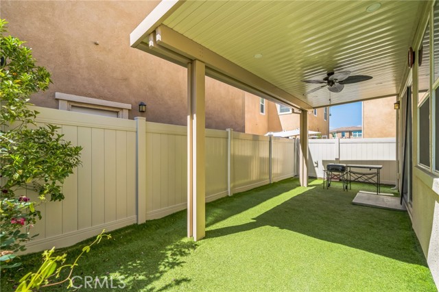Detail Gallery Image 4 of 32 For 40029 Calle Real #28,  Murrieta,  CA 92563 - 4 Beds | 2/1 Baths