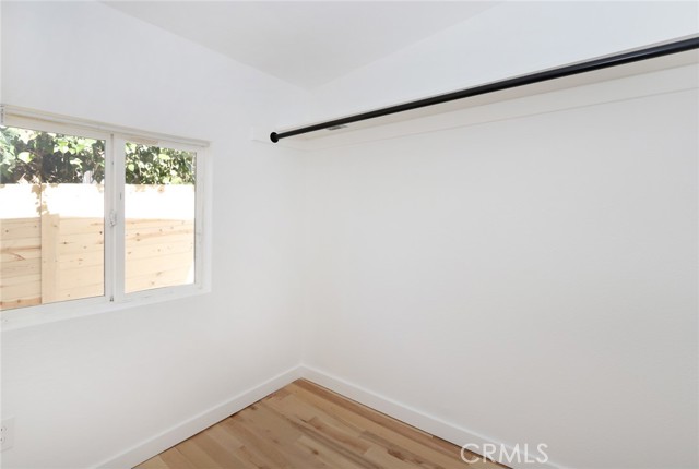 Image 55 of 71 For 1361 Armadale Avenue