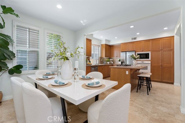 Detail Gallery Image 8 of 19 For 86 Canopy, Irvine,  CA 92603 - 3 Beds | 2/1 Baths