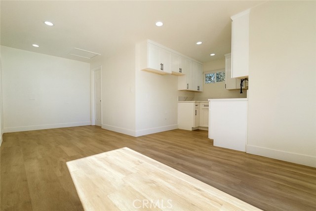 Detail Gallery Image 12 of 16 For 5548 Elmwood, San Bernardino,  CA 92404 - 4 Beds | 3 Baths