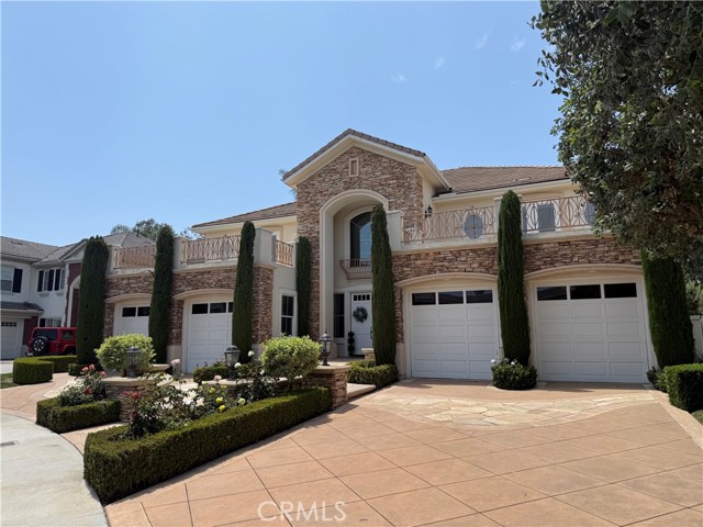 3 De Soto Way, Coto de Caza CA: https://media.crmls.org/medias/bea86692-987b-4920-a1bd-5a8bb7c3e4bf.jpg