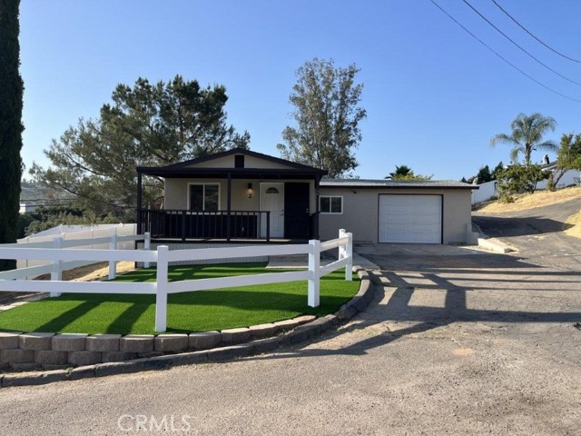 9335 Chimney Rock Lane, El Cajon, California 92021, 3 Bedrooms Bedrooms, ,2 BathroomsBathrooms,Residential rental,For Sale,Chimney Rock Lane,SW24038671