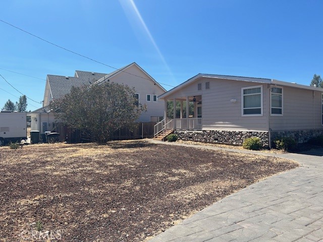 2924 Meadow Creek Road, Clearlake Oaks CA: https://media.crmls.org/medias/bea996f7-47d4-436a-b296-72253c700aaf.jpg