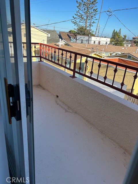 835 W 13th Street, San Pedro CA: https://media.crmls.org/medias/bea9d193-3af6-4f28-923a-6fda1d83e0ca.jpg