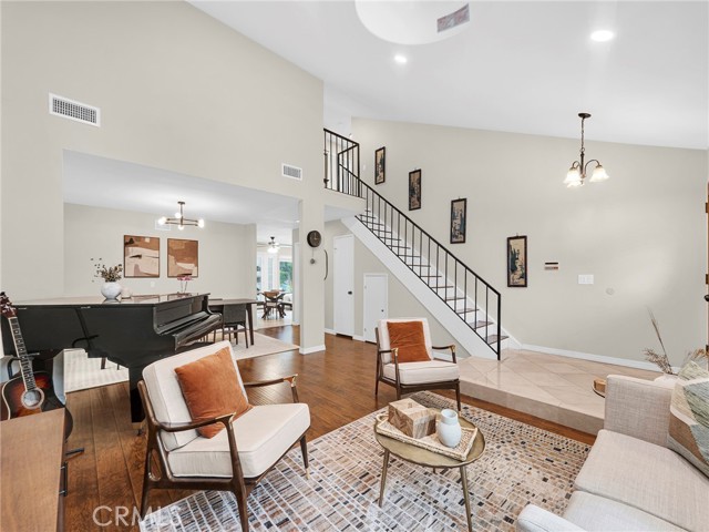 18622 Brasilia Drive, Porter Ranch CA: https://media.crmls.org/medias/bea9f0ef-b823-4e11-b819-f028fc243f6b.jpg