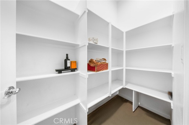 Detail Gallery Image 16 of 49 For 20611 W Chestnut Cir, Porter Ranch,  CA 91326 - 4 Beds | 3 Baths