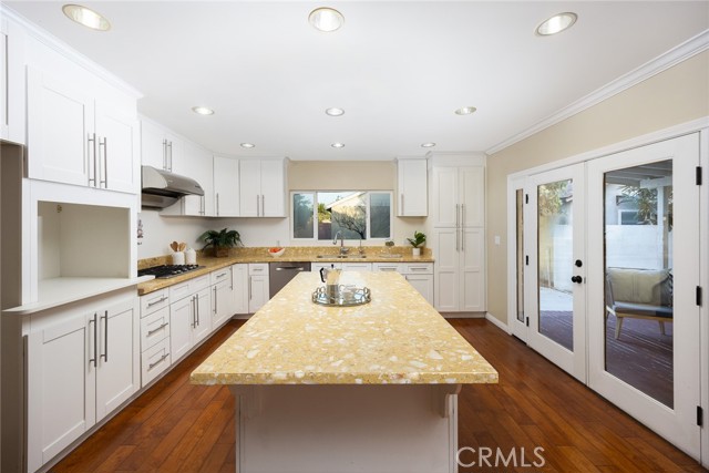 Detail Gallery Image 10 of 26 For 4928 El Monte, Temple City,  CA 91780 - 4 Beds | 2 Baths