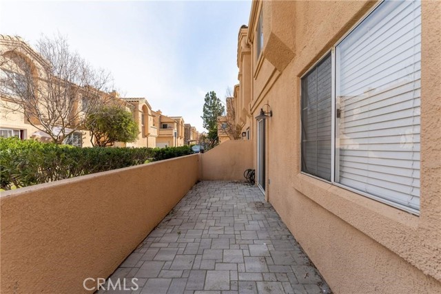 18840 Vista Del Canon, Newhall CA: https://media.crmls.org/medias/beaa697a-b5db-4eea-b4c6-9896e7f8715a.jpg
