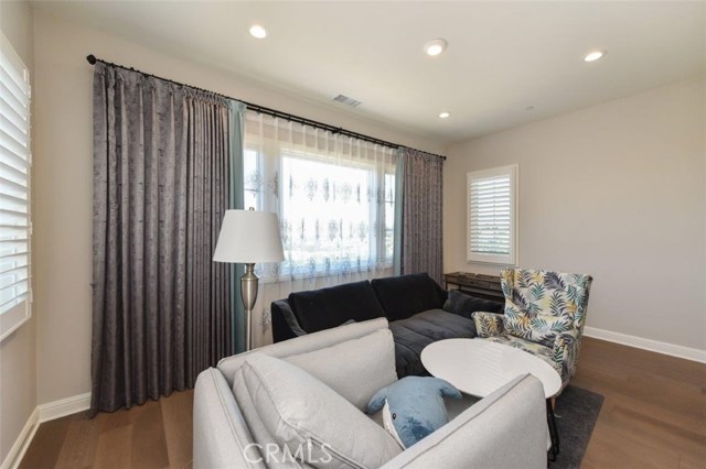 Detail Gallery Image 32 of 43 For 222 Clear Falls, Irvine,  CA 92602 - 5 Beds | 5/1 Baths