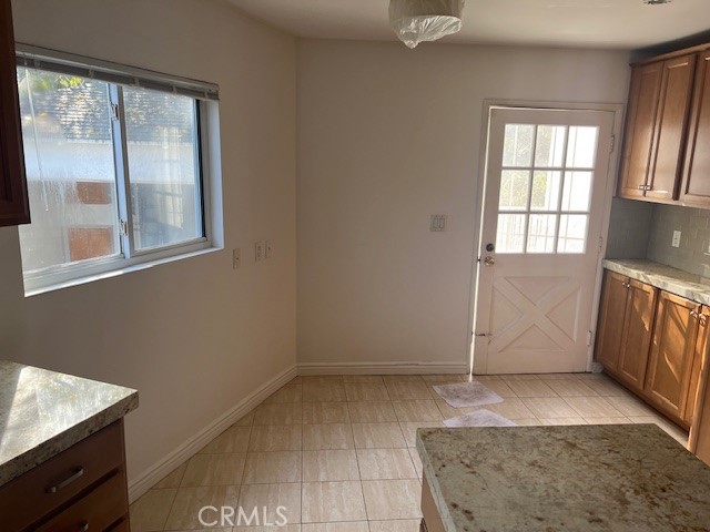 Detail Gallery Image 11 of 36 For 1625 Wellesley Ave, West Los Angeles,  CA 90025 - 4 Beds | 3 Baths