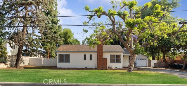 11749 Clarkman Street, Santa Fe Springs CA: https://media.crmls.org/medias/bead621e-7114-45f8-9703-ae037869cead.jpg