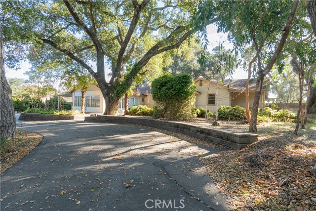 Detail Gallery Image 2 of 25 For 6915 Santa Lucia Rd, Atascadero,  CA 93422 - 3 Beds | 2 Baths