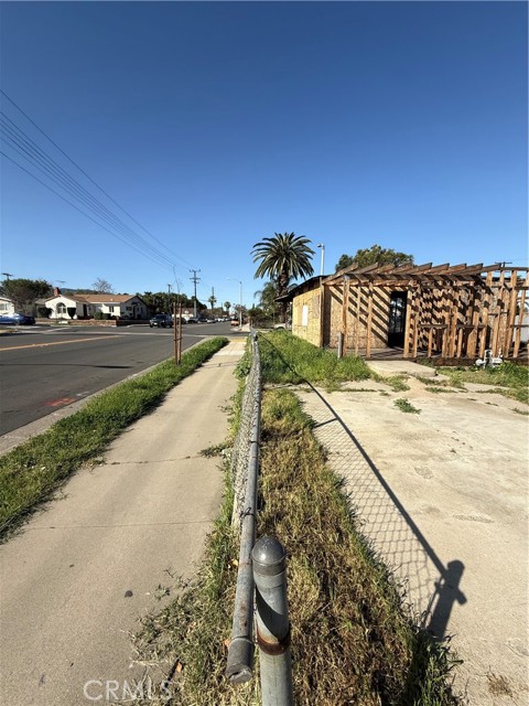 Detail Gallery Image 22 of 31 For 221 S Howard St, Corona,  CA 92879 - – Beds | – Baths