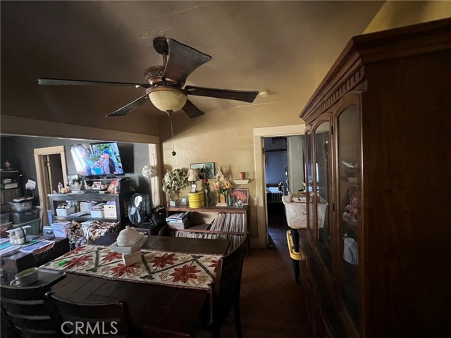 1327 S Gage Avenue, Los Angeles CA: https://media.crmls.org/medias/beaf1fba-3805-4ce1-81e3-f3a69e60079b.jpg