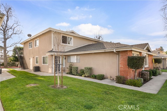 Detail Gallery Image 3 of 29 For 2434 Pepper St, La Verne,  CA 91750 - 2 Beds | 1 Baths