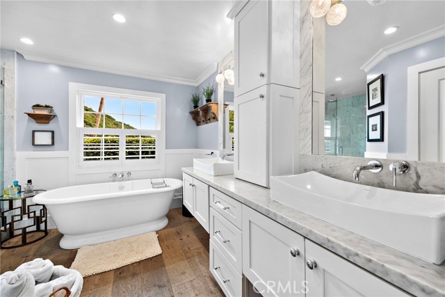 Detail Gallery Image 20 of 37 For 1165 Skyline Dr, Laguna Beach,  CA 92651 - 3 Beds | 3 Baths
