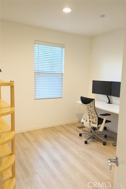 Detail Gallery Image 13 of 20 For 2829 W Edinger Avenue, Santa Ana,  CA 92704 - 4 Beds | 3 Baths