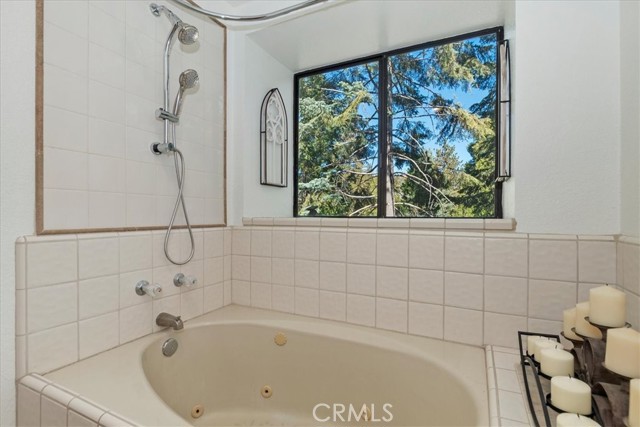 Detail Gallery Image 31 of 42 For 27456 White Fir Dr, Lake Arrowhead,  CA 92352 - 5 Beds | 3/2 Baths